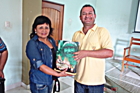 CONGRESISTA ESTHER SAAVEDRA INTERESADA EN INVESTIGACIONES DEL IIAP