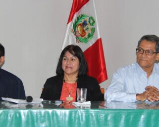 LIDERESA MUNDIAL EN RESIDUOS SÓLIDOS OFRECIÓ CONFERENCIA EN EL IIAP