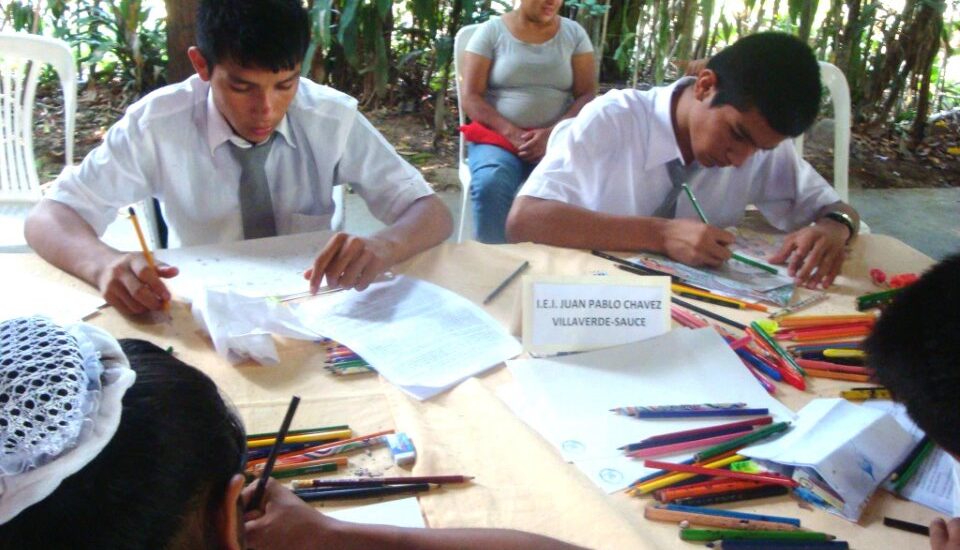 IIAP PREMIA A ESTUDIANTES GANADORES DEL CONCURSO DE ILUSTRACIÓN DE CUENTOS ECOLÓGICOS