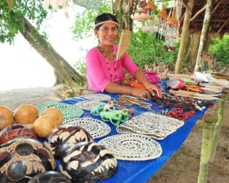 IIAP FIRMA CONVENIO CON INDECOPI PARA LA PROTECCIÓN DE CONOCIMIENTOS TRADICIONALES